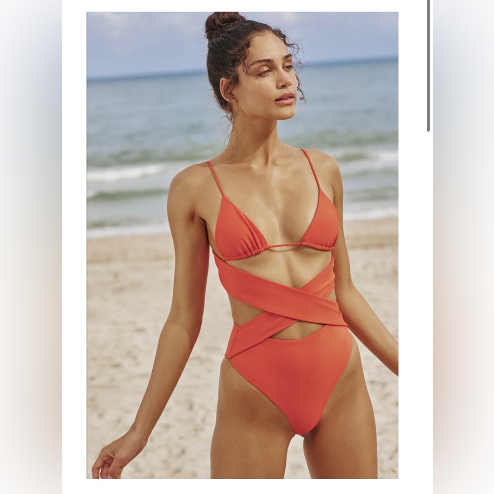 NWT Jade Swim Amina One Piece in Nude Matte- Sz Small